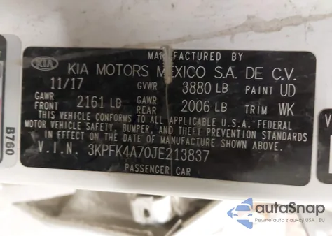 2018 Kia Forte Lx z USA, uszkodzony, nr VIN 3KPFK4A70JE213837